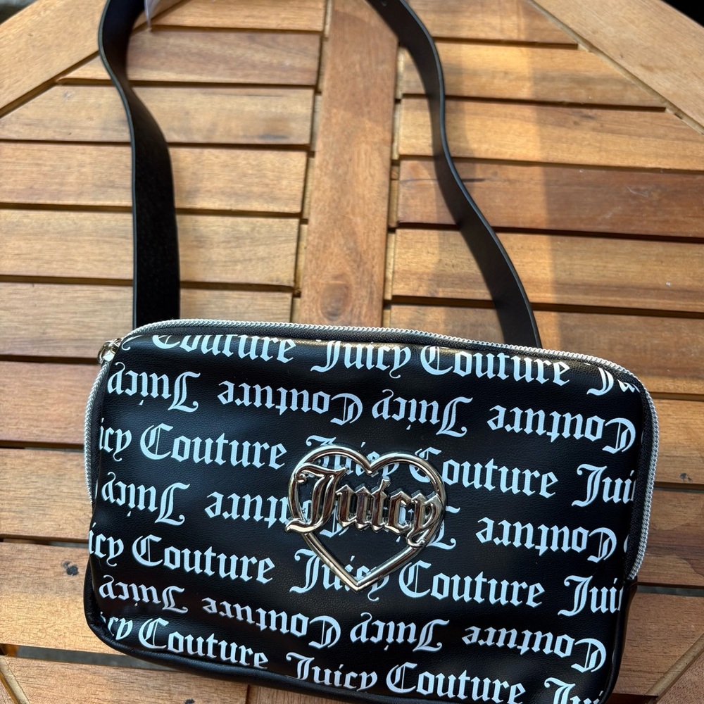 Juicy Couture Black and White Logo Crossbody Bag (Fanny-Pack) - Picture 2 of 6